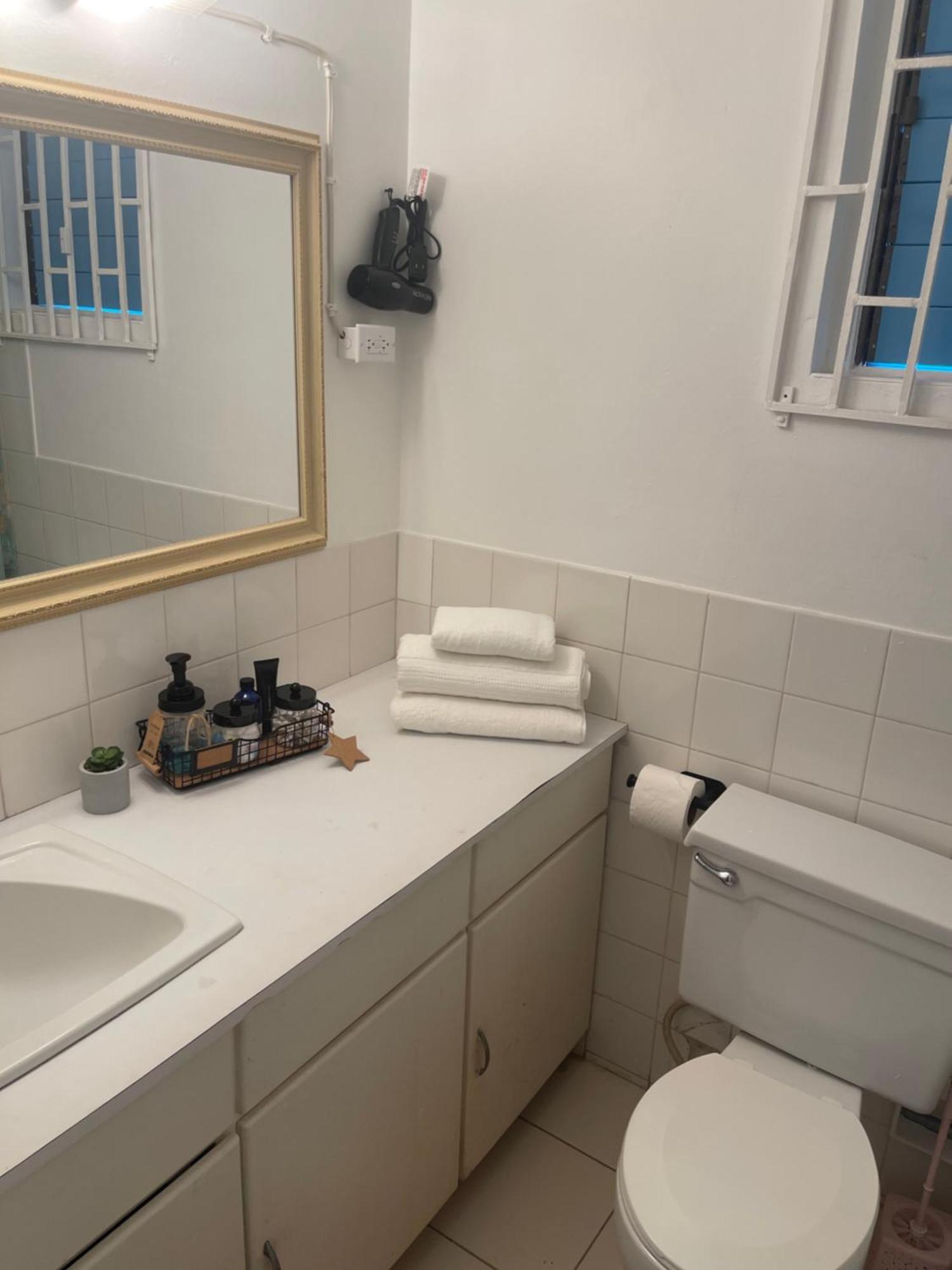 Peaceful Private Home With Exclusive Swimming Pool! Бухта Монтего Экстерьер фото